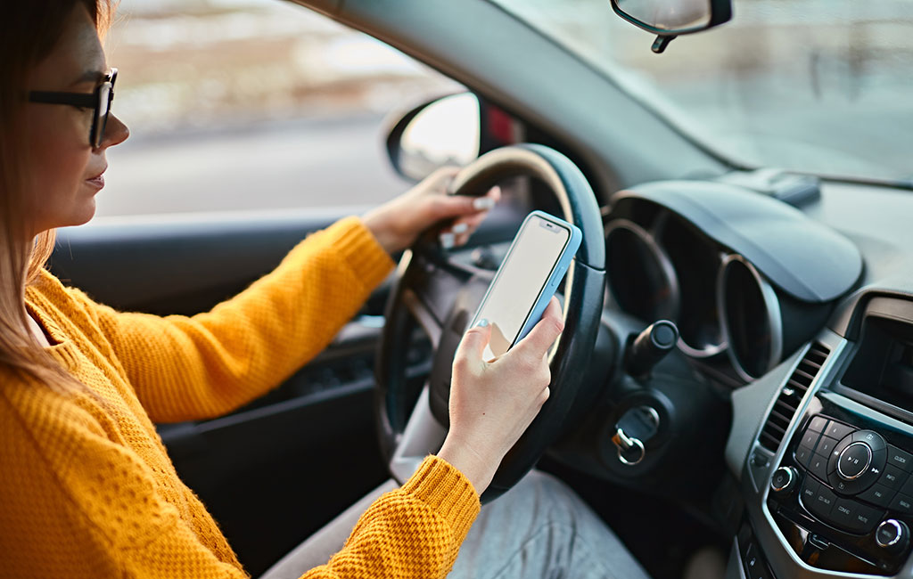 Work Pressure a Main Cause of Distracted Driving